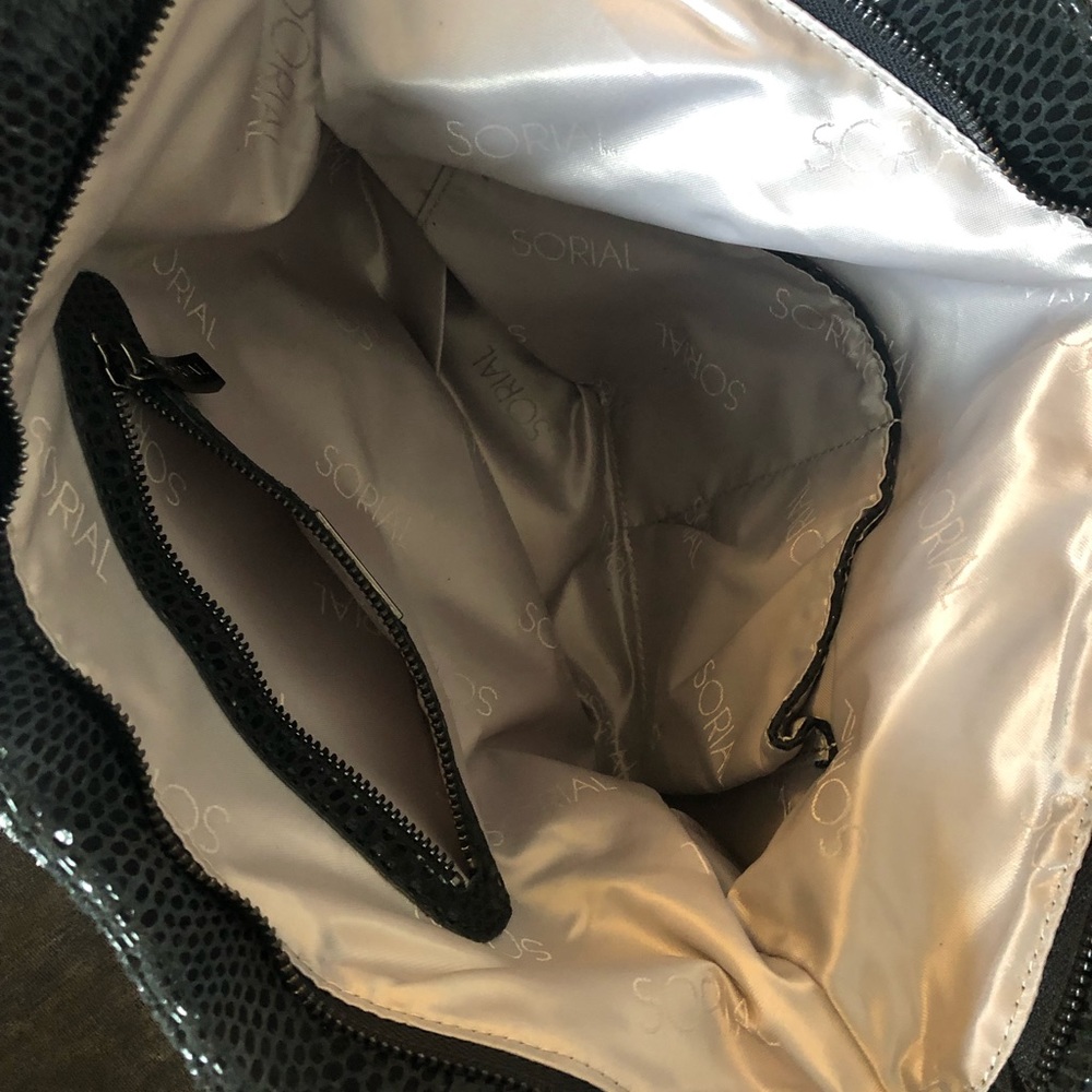 Purses - Picture 3 of 3